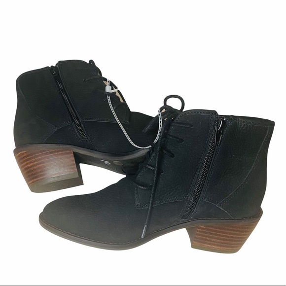 NWOB Black Lucky Brand Idril Nubuck Lace Up Ankle Short Booties - Picture 8 of 11